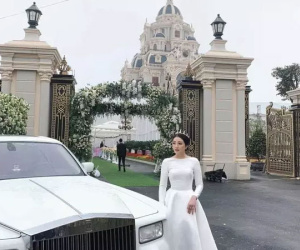 'Cô dâu 200 cây vàng' làm căng khi lâu đài Nam Định bị rao bán