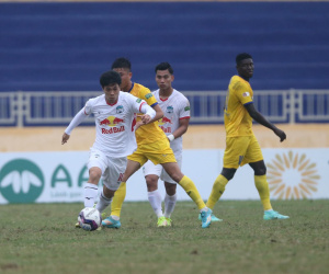 V-League lao đao vì Covid-19: Thầy Park hy vọng vào đâu