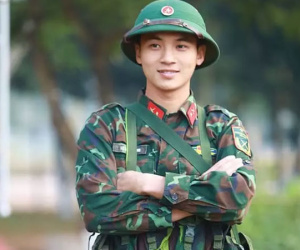 Danh tính soái ca quân nhân đang gây náo loạn 'Sao Nhập Ngũ'