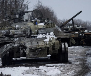 Hình ảnh xe tăng, xe quân sự Nga bị phá hủy tại Ukraine