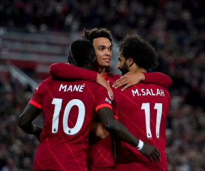 Ngôi sao Liverpool 'vớ bẫm', lãi hàng triệu USD nhờ thành lập công ty riêng