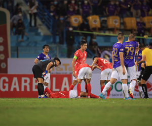 Chơi thiếu người, Hà Nội FC bị TP.HCM cầm chân trên sân nhà