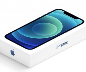 Apple kiếm được hàng tỷ USD nhờ loại bỏ tai nghe và bộ sạc khỏi iPhone