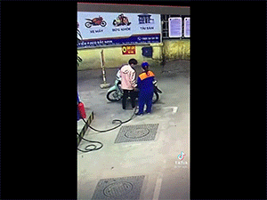 Thanh niên vào đổ xăng có hành động bất ngờ khiến dân mạng đòi truy tìm bằng được