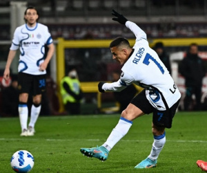 Sanchez ghi bàn phút bù giờ giật về 1 điểm cho Inter