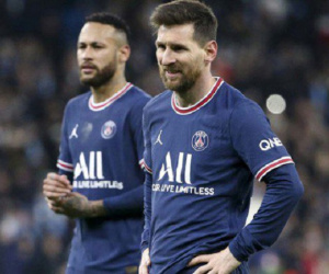 Vì sao Messi và Neymar bị CĐV PSG la ó?