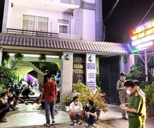 32 nam, nữ thanh niên sử dụng trái phép chất ma tuý trong quán karaoke