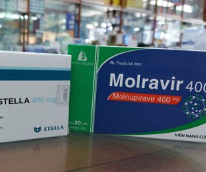 Nghe 'cựu F0' tư vấn, mẹ cho con nhỏ uống Molnupiravir