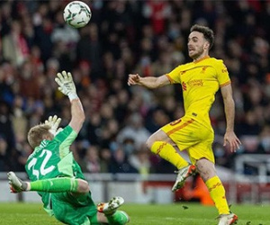 Arsenal lộ điểm yếu chí mạng trước Liverpool