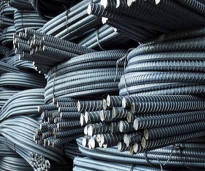 Giá thép gây sốc khi tăng 4 lần liên tiếp trong 15 ngày