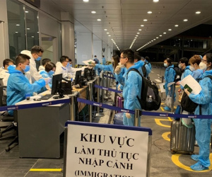 Bộ Y tế bỏ quy định cách ly với người nhập cảnh
