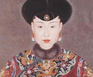 Phi tần sung mãn nhất thời nhà Thanh, 50 tuổi vẫn được thị tẩm, sau khi biết tin con mình trở thành hoàng đế, bà đã tự sát