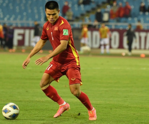 Tuấn Hải ghi bàn, ĐT Việt Nam thắng U23 Việt Nam trong trận đấu nội bộ