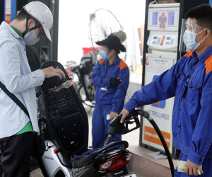 Sau 7 lần tăng liên tiếp, giá xăng sẽ giảm mạnh vào ngày mai?