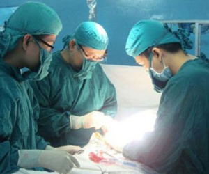 Vụ vợ cắt 'của quý' của chồng ở Sơn La: Do phát hiện chồng có hành vi không tốt với con gái