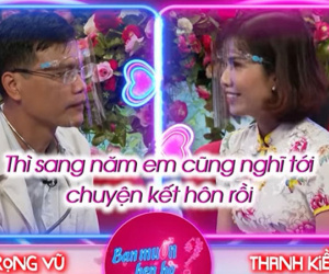 Biết cô gái không có hình xăm, chàng y sĩ 'chốt đơn' nhanh chóng