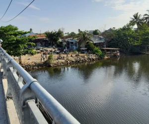 Để lại mảnh giấy ghi nợ 150 triệu đồng cùng xe máy trên cầu, nam thanh niên nhảy cầu tự tử