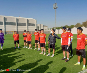 U23 Việt Nam chào thầy Hàn tương lai, tập buổi đầu ở UAE