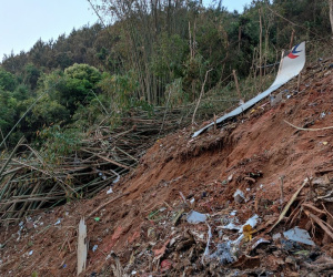 Phi công trên máy bay Trung Quốc gặp nạn có thể bất tỉnh khi thảm họa xảy ra