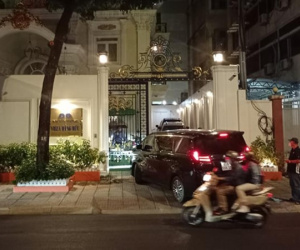 Công an khám xét biệt thự của bà Nguyễn Phương Hằng