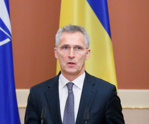 NATO ngầm giúp Ukraine đối phó cuộc tấn công hạt nhân, hóa học
