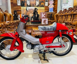 Bất ngờ với số km lăn bánh trên chiếc Cub 50 1997 giá hơn 200 triệu