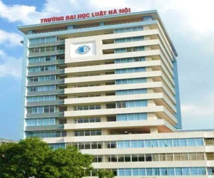 ĐH Luật Hà Nội lên tiếng vụ trưởng khoa bị tố vi phạm đạo đức