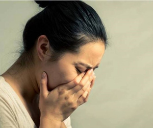 Vụ tranh chấp kịch tính: 7 người đàn ông đến tranh nhau nhận con, người mẹ uống thuốc sâu tự tử
