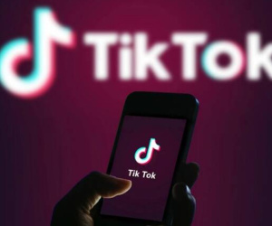 Bé gái lớp 1 Hà Nội nghiện chơi Tiktok phải nhập viện tâm thần: Bác sĩ cảnh báo dấu hiệu cần phải điều trị