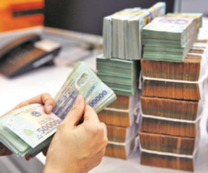 Ba năm căng thẳng, Việt Nam lo trả hơn 1 triệu tỷ nợ công