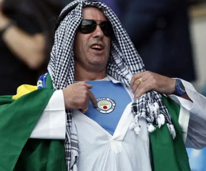 Abramovich bị ép từ bỏ Chelsea, tiếp theo sẽ là các ông chủ của Man City và Newcastle?