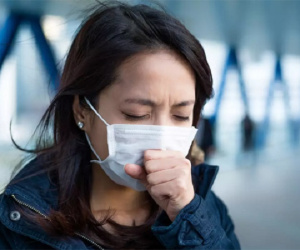 Khi nào cần đi khám nếu vẫn ho sau khi khỏi Covid-19?