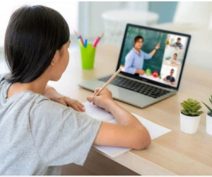 Hà Nội yêu cầu không để học sinh học trực tuyến kéo dài