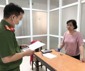 Hứa giúp vay 20 triệu USD để lừa tiền 'bôi trơn'