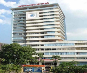 Công an Hà Nội tiếp nhận vụ trưởng khoa trường Đại học Luật bị tố cáo cưỡng bức cô gái
