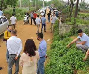 Cả làng đi buôn đất, truyền nhau cơ hội hốt tiền tỷ