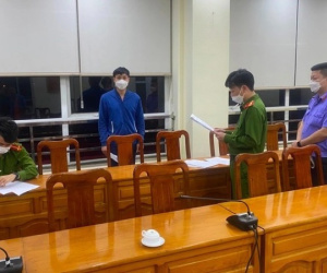 Bắt đội trưởng trạm thu phí thuộc cao tốc Nội Bài - Lào Cai