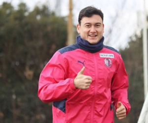 Rộ tin đồn Đặng Văn Lâm rời Cerezo Osaka, gia nhập J.League 2: Người đại diện nói gì?