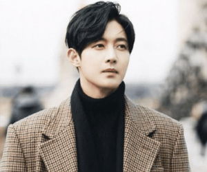 Mỹ nam 'vườn sao băng' Kim Hyun Joong không làm đám cưới, sống kín tiếng với vợ sau ồn ào đời tư