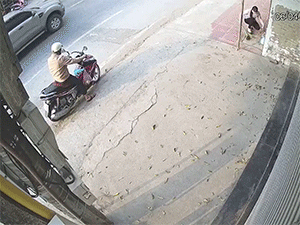 Video: Người đàn ông tử vong oan uổng khi gặp tai nạn ven đường