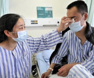 Cặp vợ chồng 30 tuổi cùng lúc phát hiện ung thư gan, 'thủ phạm' ở ngay trong căn bếp mà không hay biết