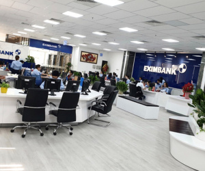 Ngân hàng Nhà nước yêu cầu Eximbank báo cáo việc bán cổ phiếu Sacombank