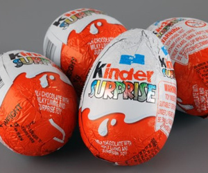 Bộ Công Thương yêu cầu thu hồi trứng chocolate Kinder Surprise do nghi nhiễm khuẩn salmonella