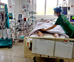 Hậu Covid-19, người phụ nữ không bệnh lý nền bất ngờ bị sốc tim, nguy kịch