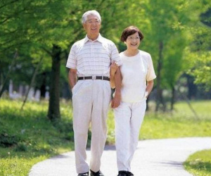 Bác sĩ thẳng thắn nói: Trường thọ không phải là đi nhiều và ngủ nhiều hơn, mà nhất định phải thực hiện 2 điều nhỏ nhặt này
