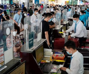 Sân bay Nội Bài, ga Hà Nội đón lượng khách cao kỷ lục dịp nghỉ lễ Giỗ Tổ Hùng Vương
