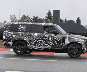 Land Rover Defender 130 rò rỉ ảnh chạy thử