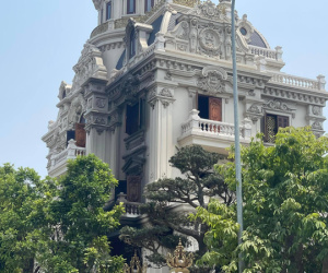 Hiện trường vụ cháy biệt thự sang trọng của đại gia ở Quảng Ninh