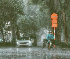 Miền Bắc đón mưa dông, vẫn còn nhiều đợt không khí lạnh trong tháng 4