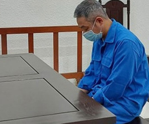 Người đàn ông chột bị đấm mù mắt sau lời khuyên 'uống đủ rồi thì về đi'